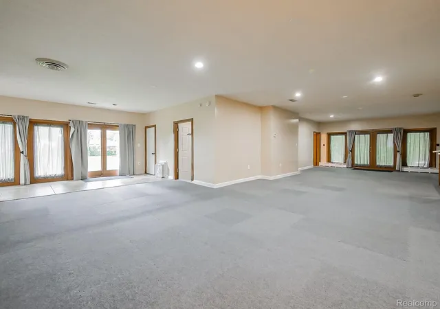 Photo 3 of Single family home for sale at 28177 Ryan Rd, Warren, MI 48092 | MLS# 20261072869 | Listing updated on 2026-09-11