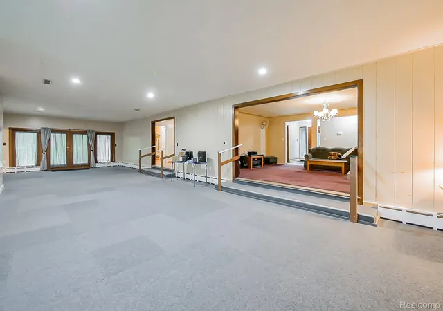 Photo 4 of Single family home for sale at 28177 Ryan Rd, Warren, MI 48092 | MLS# 20261072869 | Listing updated on 2026-09-11