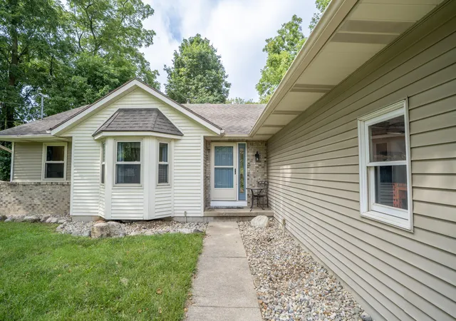 Photo 3 of Single family home for sale at 8421 Trl Blazer Dr Se, Gaines Charter Township Kent, MI 49315 | MLS# 65026047996 | Listing updated on 2026-09-16
