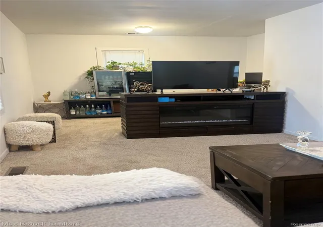 Photo 1 of Single family home for sale at 947 Bennaville Ave, Birmingham, MI 48009 | MLS# 20261072875 | Listing updated on 2026-09-11
