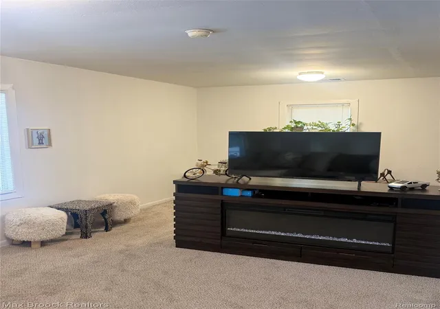 Photo 2 of Single family home for sale at 947 Bennaville Ave, Birmingham, MI 48009 | MLS# 20261072875 | Listing updated on 2026-09-11