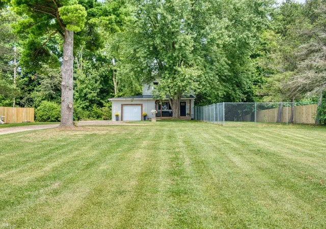 Photo 38 of Single family home for sale at 280 W Henderson Rd, Owosso, MI 48867 | MLS# 5050221311 | Listing updated on 2026-10-03