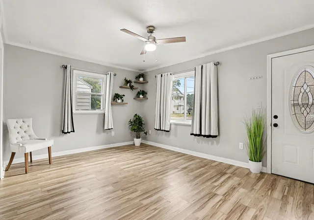 Photo 3 of Single family home for sale at 717 Washburn Ave, Kalamazoo, MI 49048 | MLS# 66026048000 | Listing updated on 2026-09-14