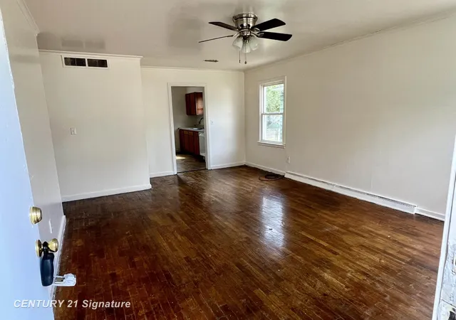 Photo 2 of Single family home for sale at 4026 Morris St, Saginaw, MI 48601 | MLS# 61050221312 | Listing updated on 2026-09-10