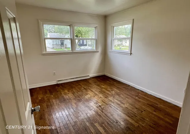 Photo 4 of Single family home for sale at 4026 Morris St, Saginaw, MI 48601 | MLS# 61050221312 | Listing updated on 2026-09-10