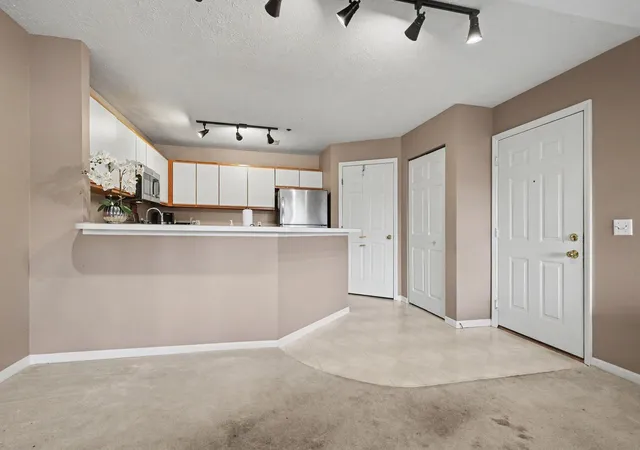 Photo 3 of Condo for sale at 3027 Poplar Crk Dr Se #301, Grand Rapids, MI 49512 | MLS# 65026048013 | Listing updated on 2026-09-10
