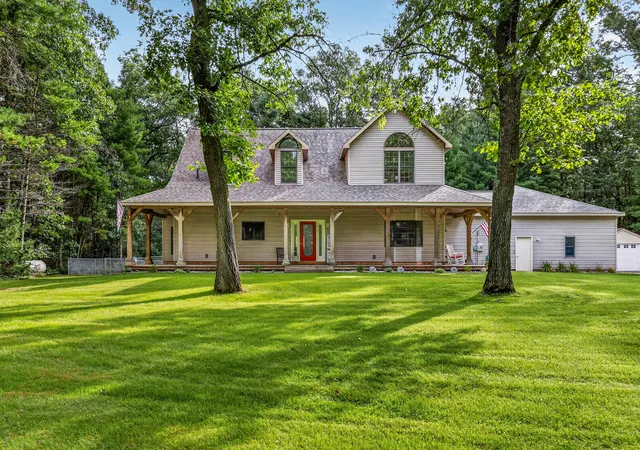 Photo 2 of Single family home for sale at 2690 E Raymond Rd, Twin Lake, MI 49457 | MLS# 71026048015 | Listing updated on 2026-09-10