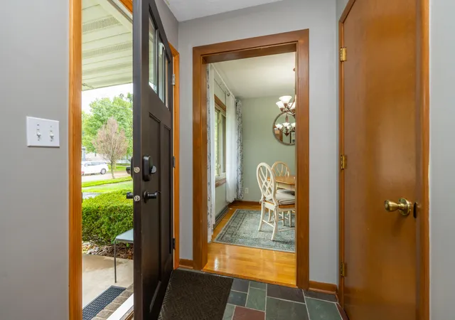 Photo 4 of Single family home for sale at 1307 Marion Ave, Saint Joseph, MI 49085 | MLS# 69026048017 | Listing updated on 2026-09-14