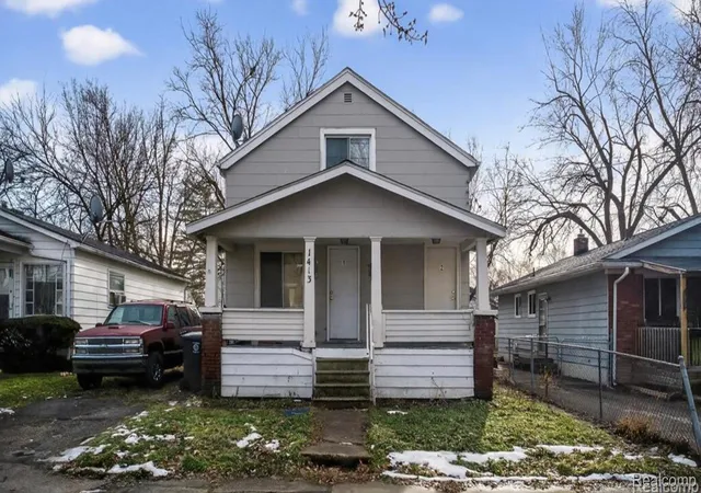 Photo 1 of Multi family home for sale at 1413 Lincoln Ave, Flint, MI 48507 | MLS# 20261072888 | Listing updated on 2026-09-11