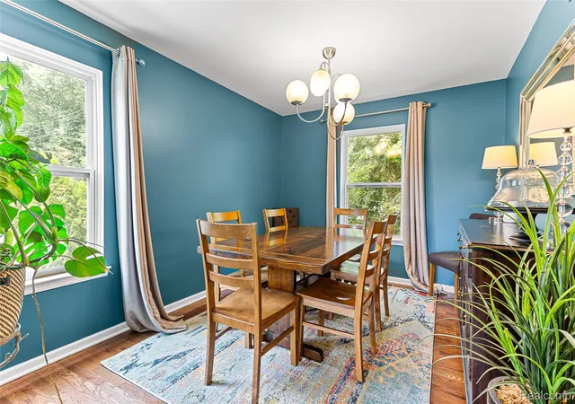 Photo 3 of Single family home for sale at 32724 Laurelwood Ct, Farmington, MI 48336 | MLS# 20261072896 | Listing updated on 2026-09-16