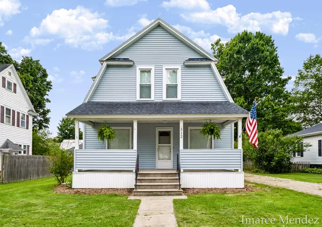 Photo 1 of Single family home for sale at 312 Emmons St Se, Caledonia, MI 49316 | MLS# 65026048022 | Listing updated on 2026-09-17