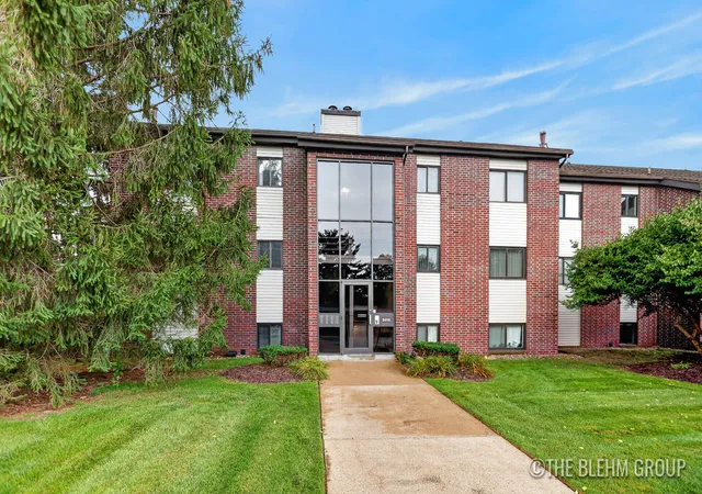 Photo 1 of Sale Pending at 3414 Ne Devonwood Hills #A, Grand Rapids, MI 49525 | MLS# 65026048026 | Listing updated on 2026-09-16