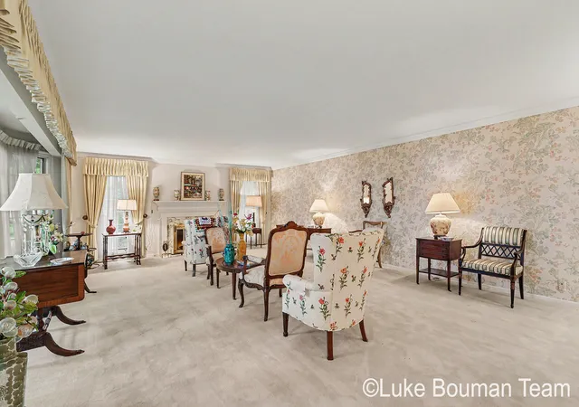 Photo 4 of Single family home for sale at 2801 Lakeshore Dr, Fennville, MI 49408 | MLS# 71026048027 | Listing updated on 2026-09-15