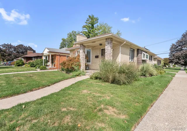 Photo 2 of Single family home for sale at 19202 Champaign Rd, Allen Park, MI 48101 | MLS# 20261072914 | Listing updated on 2026-09-27