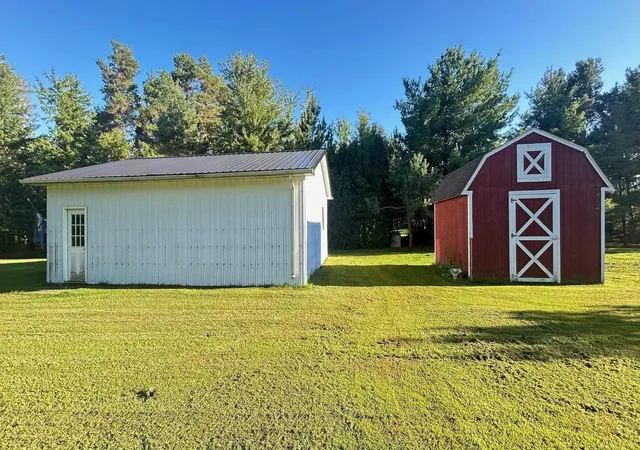 Photo 4 of Single family home for sale at 3400 King Rd, China, MI 48054 | MLS# 58050221327 | Listing updated on 2026-09-11