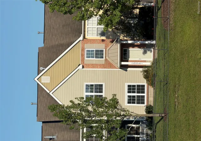 Listing Photo 5 - Condo for sale in building located at 29987 Marigold Dr, Southfield, MI 48076