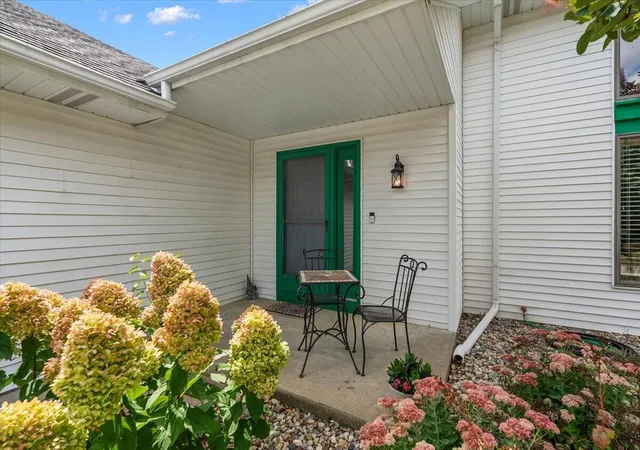 Photo 3 of Single family home for sale at 7070 Sandpiper St, Portage, MI 49024 | MLS# 71026048040 | Listing updated on 2026-09-18