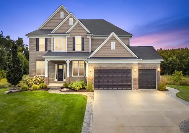 Photo 1 of Sale Pending at 2354 Findley Cir, Lake Orion, MI 48360 | MLS# 81026048038 | Listing updated on 2026-10-04