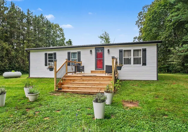 Photo 1 of Sale Pending at 11905 Dutch Settlement Rd, Marcellus, MI 49067 | MLS# 65026048042 | Listing updated on 2026-09-15