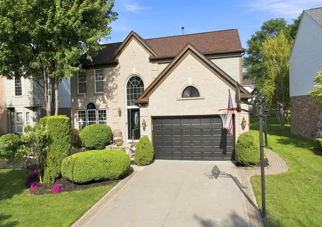 Photo 3 of Single family home for sale at 34442 Orsini Dr, Sterling Heights, MI 48312 | MLS# 58050221332 | Listing updated on 2026-09-15