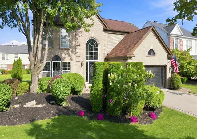 Photo 3 of Single family home for sale at 34442 Orsini Dr, Sterling Heights, MI 48312 | MLS# 58050221332 | Listing updated on 2026-09-15