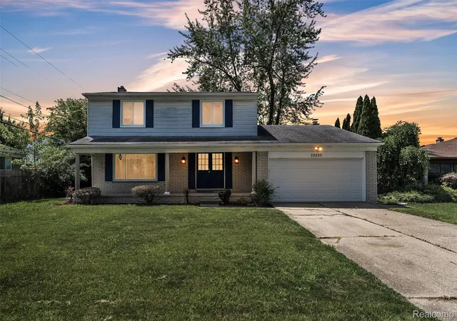 Photo 2 of Single family home for sale at 28595 San Carlos St, Southfield, MI 48076 | MLS# 20261072924 | Listing updated on 2026-09-11