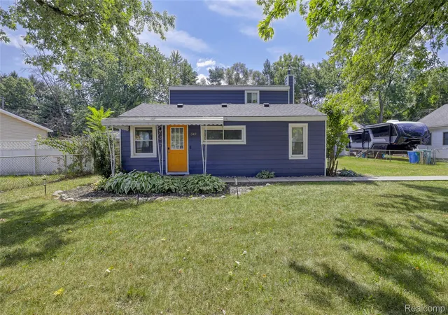 Single family home for sale at 349 W Beechdale St, Commerce Township, MI 48382 | MLS# 20261072925