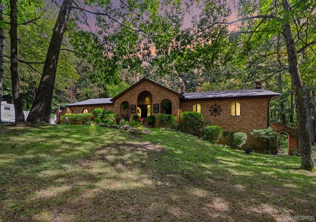 Photo 1 of Single family home for sale at 1600 Moffat, Leonard, MI 48367 | MLS# 20261072927 | Listing updated on 2026-09-13
