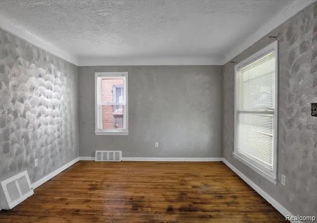Photo 3 of Single family home for sale at 14825 Ohio St, Detroit, MI 48238 | MLS# 20261072926 | Listing updated on 2026-10-26