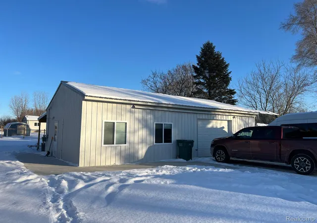 Photo 1 of Sale Pending at 1771 New Rochelle Dr, Lapeer, MI 48446 | MLS# 20261072929 | Listing updated on 2026-09-11