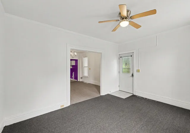 Photo 4 of Single family home for sale at 231 W Biddle St, Jackson, MI 49203 | MLS# 81026048062 | Listing updated on 2026-09-16