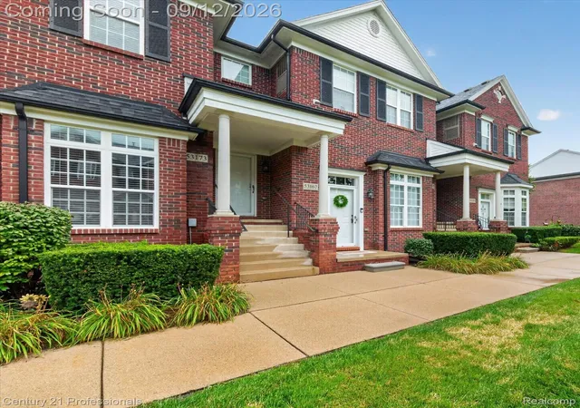 Listing Photo 4 - Condo for sale in building located at 53167 E Providence, Shelby Township, MI 48316 - Unit #53