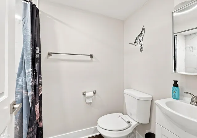 Photo 4 of Single family home for sale at 2103 Atlas Dr, Troy, MI 48083 | MLS# 58050221346 | Listing updated on 2026-09-10