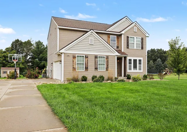 Photo 3 of Single family home for sale at 50281 Rebecca Dr, Paw Paw, MI 49079 | MLS# 66026048079 | Listing updated on 2026-09-16