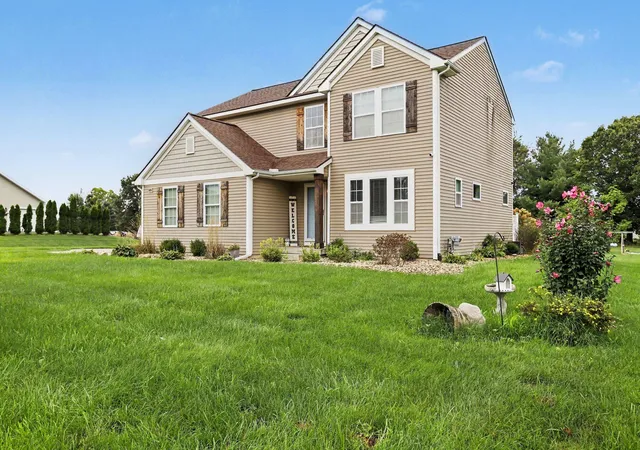 Photo 3 of Single family home for sale at 50281 Rebecca Dr, Paw Paw, MI 49079 | MLS# 66026048079 | Listing updated on 2026-09-16