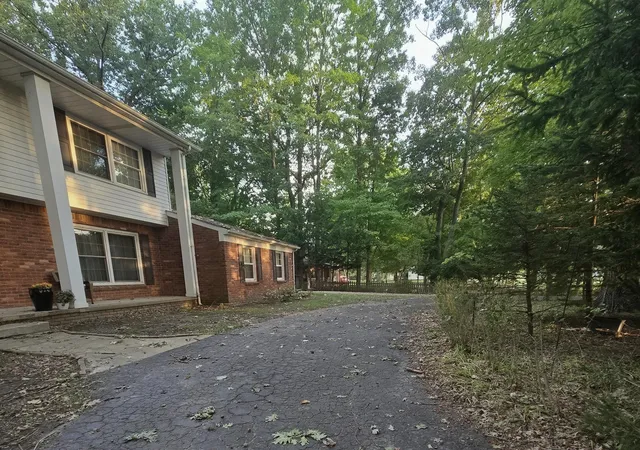 Photo 3 of Single family home for sale at 2265 Hannan Rd, Westland, MI 48186 | MLS# 81026048076 | Listing updated on 2026-10-15
