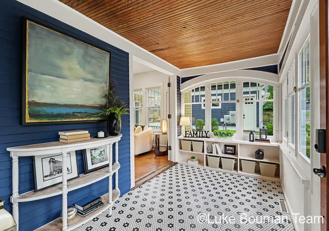 Photo 3 of Single family home for sale at 234 Francis St, Saugatuck, MI 49453 | MLS# 71026048074 | Listing updated on 2026-09-17