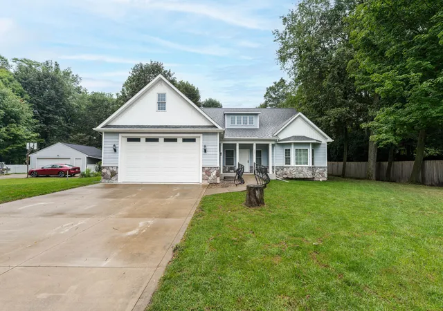 Photo 1 of Single family home for sale at 157 Silverbrook Ave, Niles, MI 49120 | MLS# 69026048086 | Listing updated on 2026-09-10