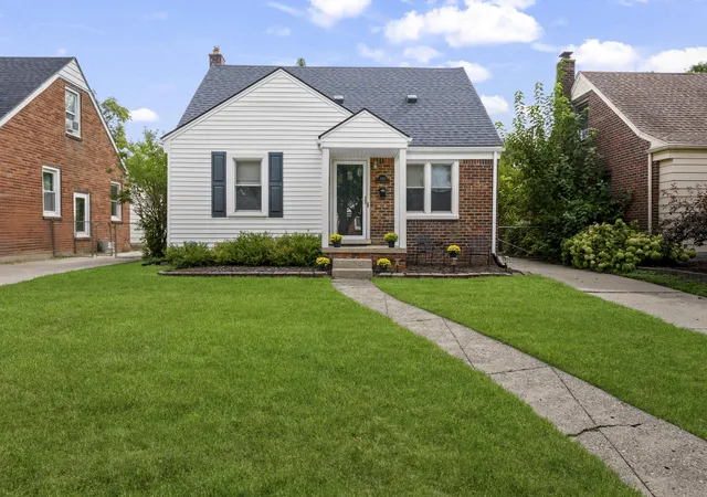 Photo 2 of Single family home for sale at 3106 N Connecticut Ave, Royal Oak, MI 48073 | MLS# 81026048092 | Listing updated on 2026-09-12