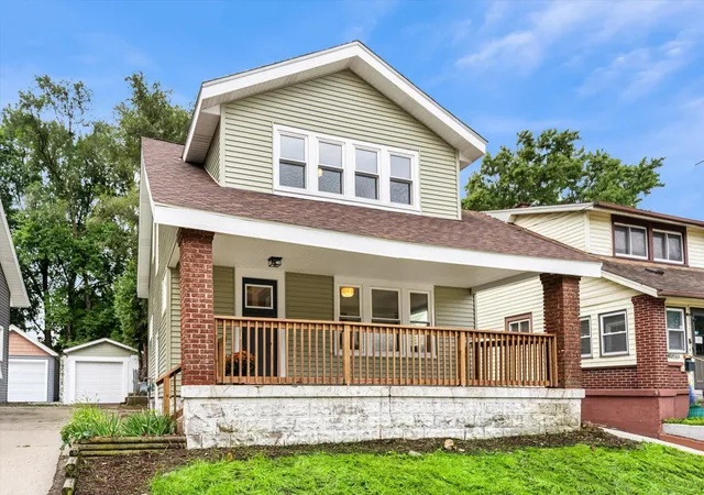 Photo 1 of Sale Pending at 1114 Hall St Se, Grand Rapids, MI 49507 | MLS# 65026048089 | Listing updated on 2026-10-04