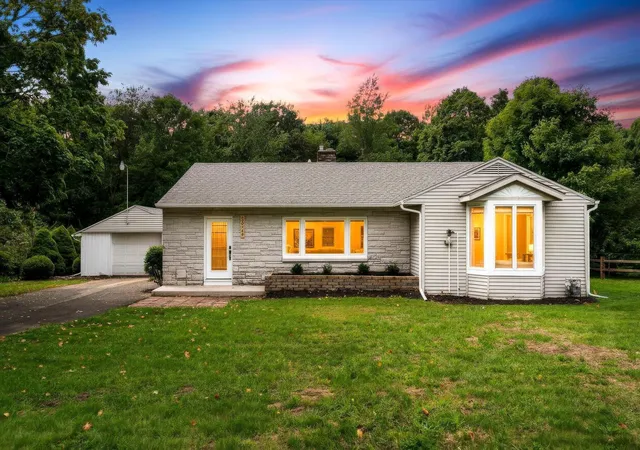 Photo 3 of Single family home for sale at 13749 Lakeshore Ave, Grand Haven, MI 49417 | MLS# 65026048099 | Listing updated on 2026-09-14