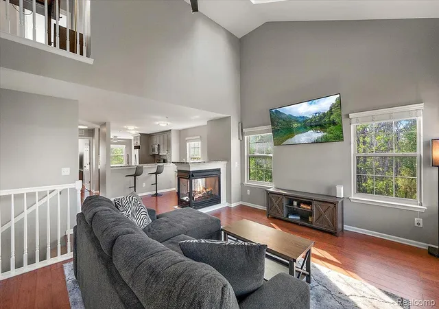 Listing Photo 4 - Condo for sale in building located at 456 Boardwalk Dr, Walled Lake, MI 48390