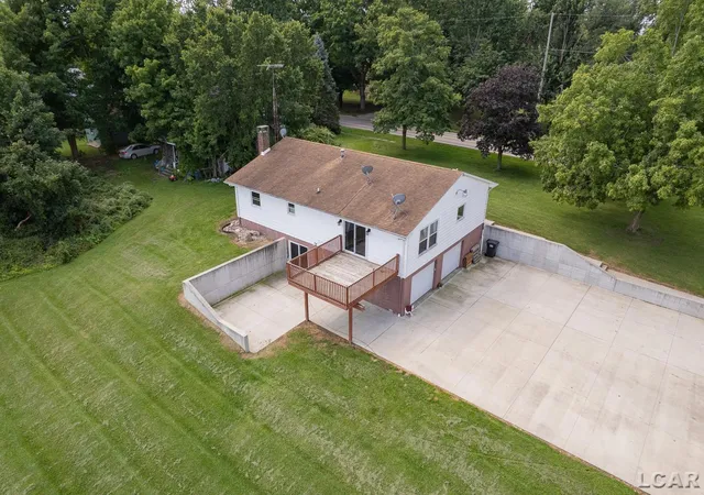 Photo 2 of Single family home for sale at 9041 Tipton Hwy, Tipton, MI 49287 | MLS# 56050221353 | Listing updated on 2026-10-06