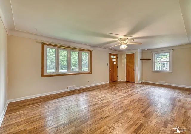 Photo 4 of Single family home for sale at 2335 Ready Rd, Carleton, MI 48117 | MLS# 57050221355 | Listing updated on 2026-10-03
