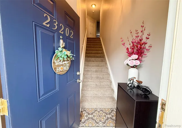Listing Photo 3 - Condo for sale in building located at 23202 Alexa Dr, Commerce Charter Township Oakland, MI 48390