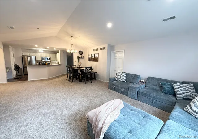 Listing Photo 5 - Condo for sale in building located at 23202 Alexa Dr, Commerce Charter Township Oakland, MI 48390