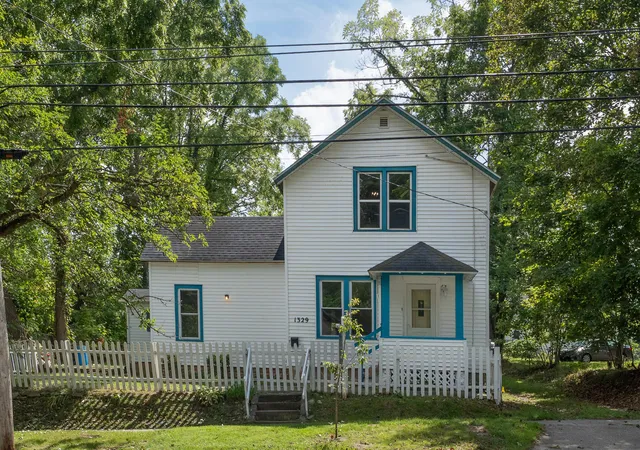 Single family home for sale at 1329 W North St, Kalamazoo, MI 49006 | MLS# 66026048120