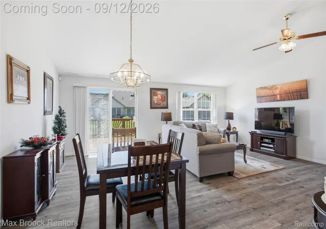 Listing Photo 5 - Condo for sale in building located at 5624 Township Ct, Sterling Heights, MI 48310