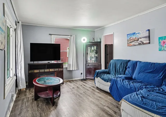 Photo 4 of Single family home for sale at 4026 Rivington St, Kalamazoo, MI 49008 | MLS# 66026048127 | Listing updated on 2026-09-10