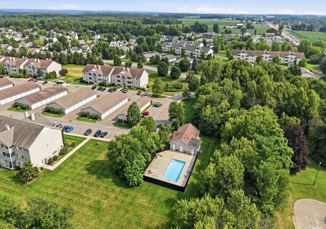 Photo 2 of Condo for sale at 8675 S Jasonville Ct Se, Caledonia, MI 49316 | MLS# 65026048131 | Listing updated on 2026-09-18